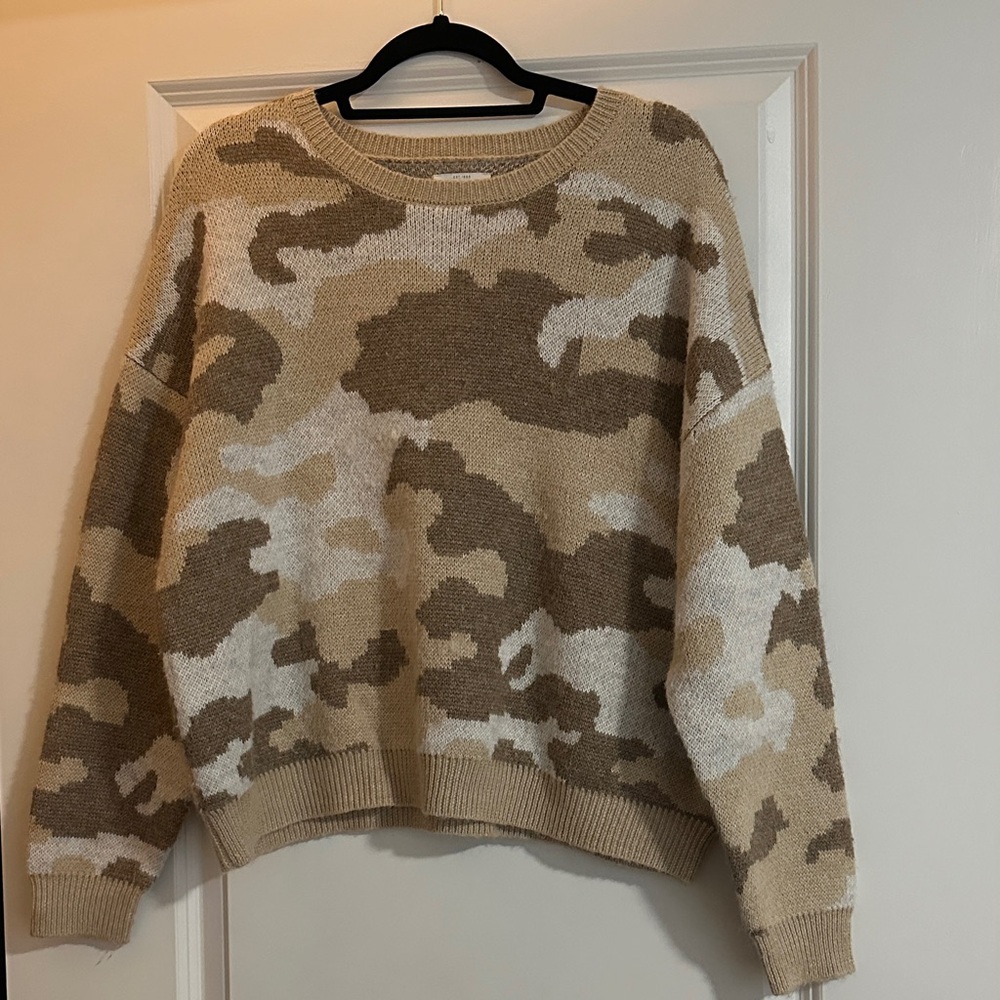 Lucky Brand Tan, Brown, and Cream Camouflage Sweater